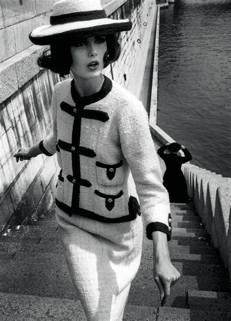 coco chanel tweed jacket history